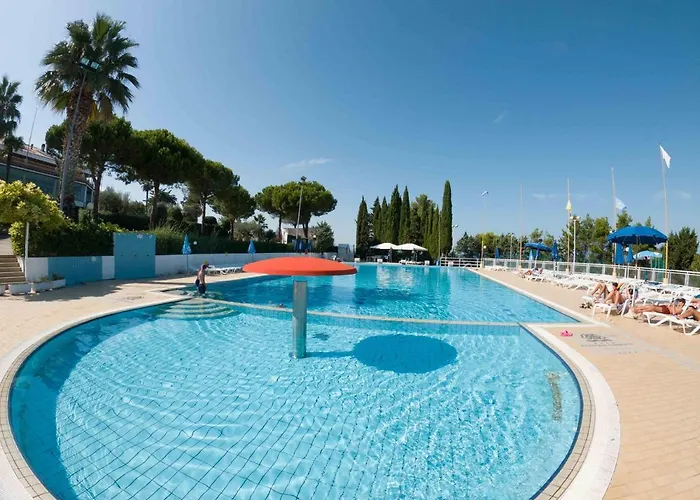 Europe Garden Silvi 4*