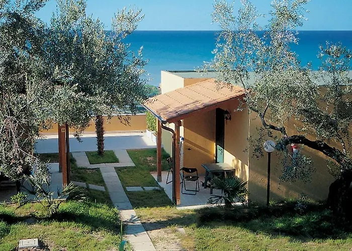 Отель Europe Garden Silvi 4*